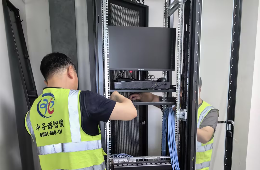南京泛成生物科技辦公樓弱電智能化施工